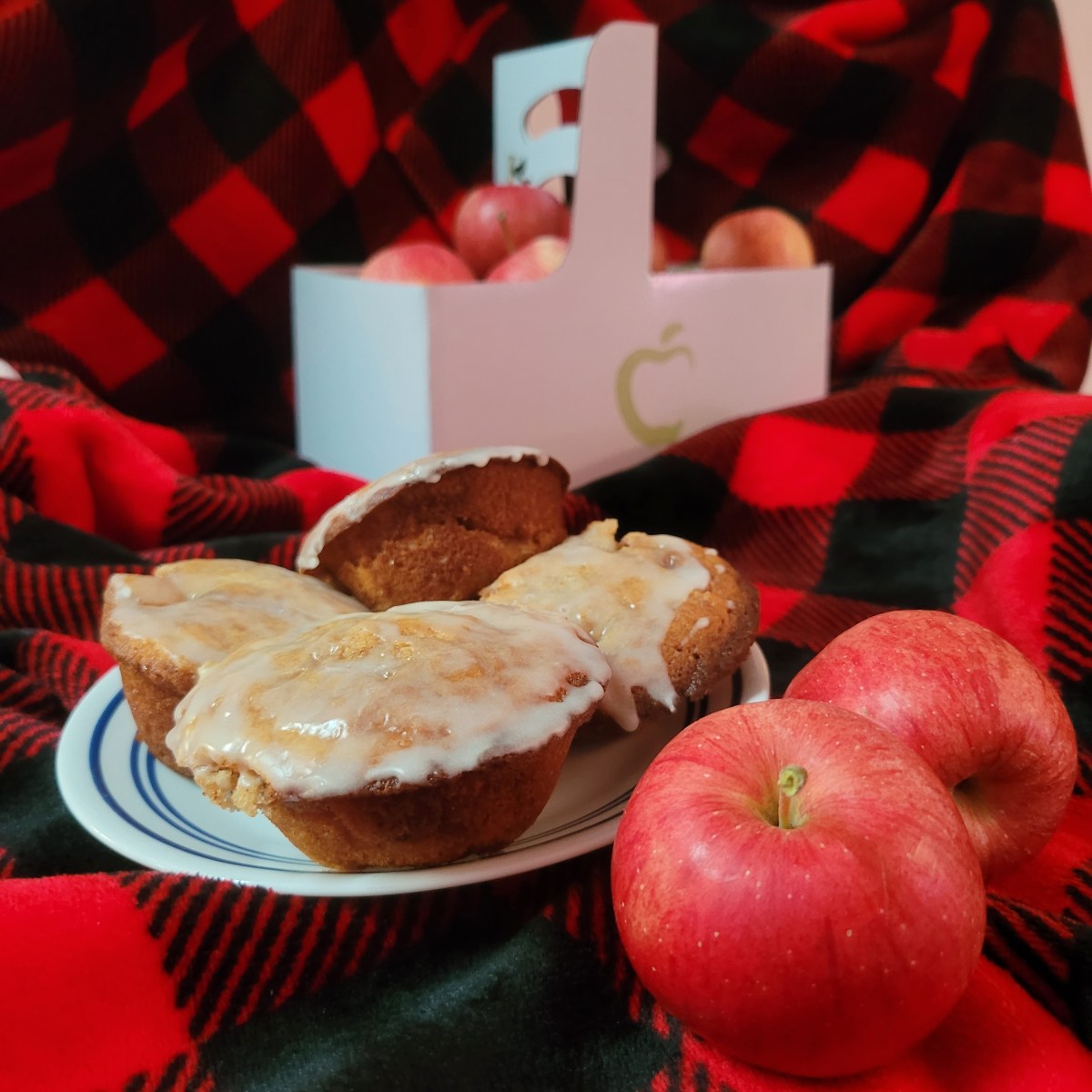 Apple Fritter Muffins