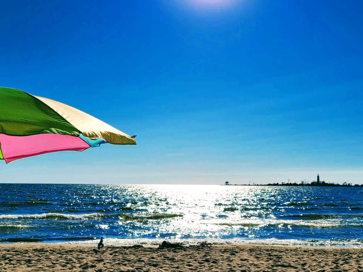 AWOL: Absent Writer, Out&nbsp;Lingering